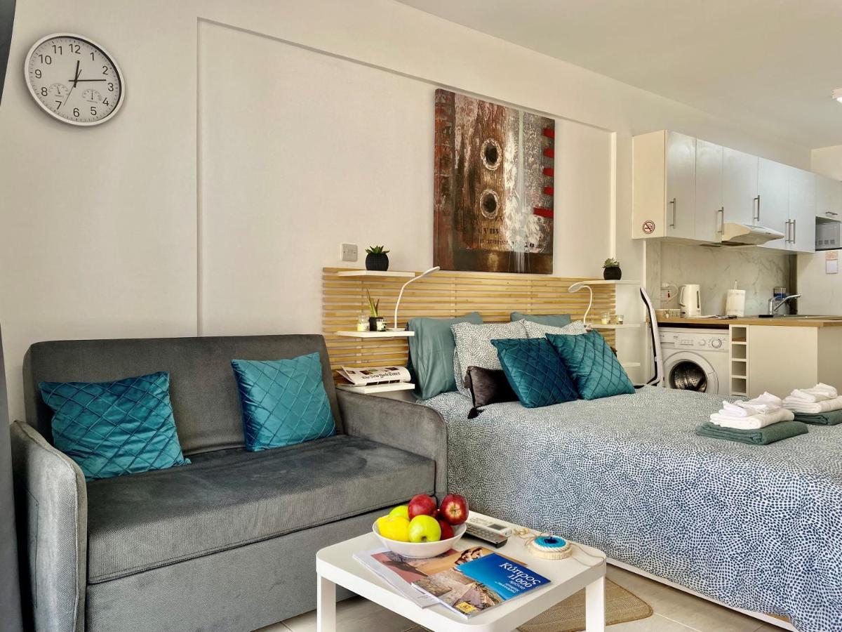Ev Zin:Cozy, Newly Rennovated, Studio, Swimming Pool B102 파포스 외부 사진